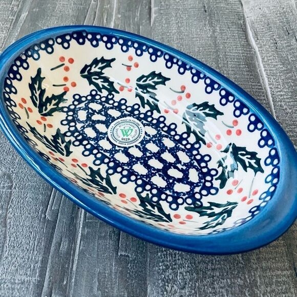 Boleslawiec Polish Pottery Christmas Holly Oval Serving Bowl Dish - Picture 2 of 5
